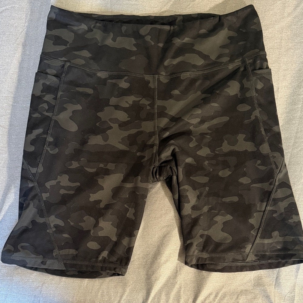 Danskin Camo High-Rise Performance Bike Shorts